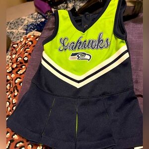 💙💚Seahawks dog or 12m Dress!Cute! Can fit dogs2 Use if for Posh Pet💚💙or Kids